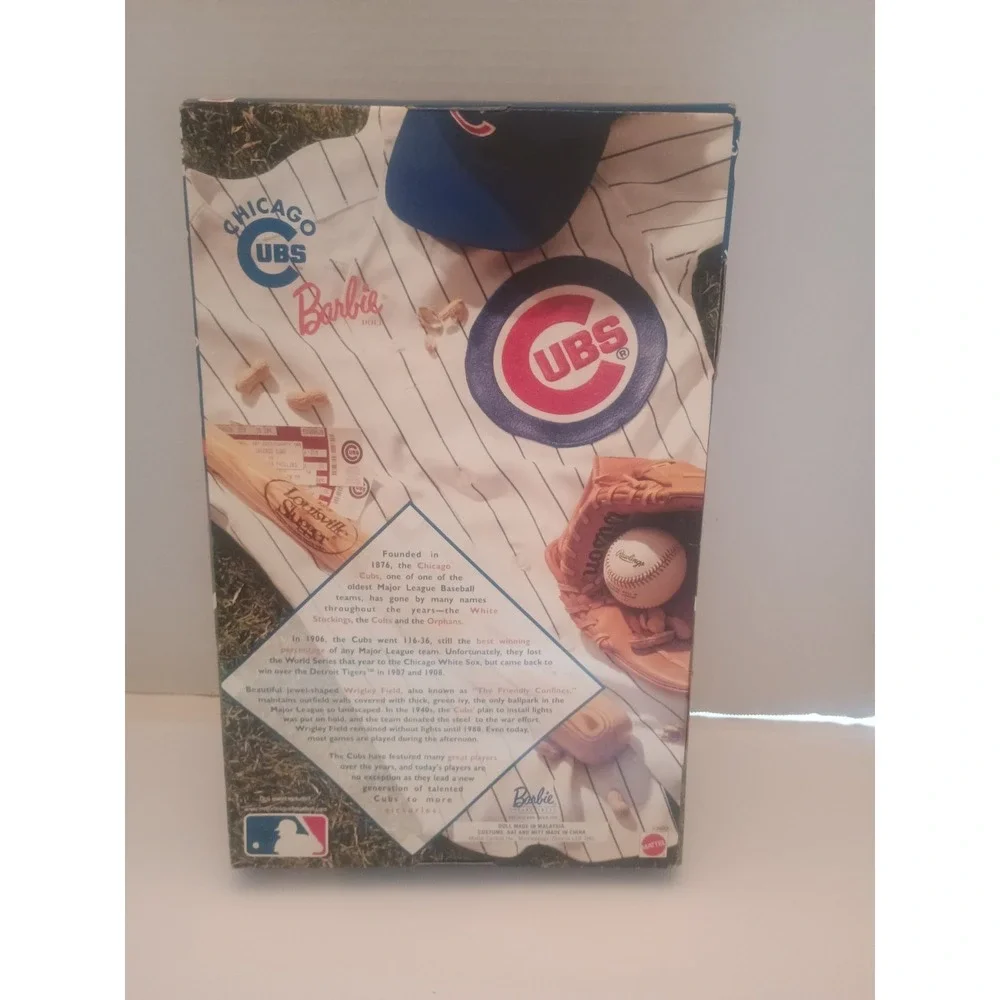 Vintage 1999 Mattel MLB Chicago Cubs Barbie Doll With Real Wooden Bat